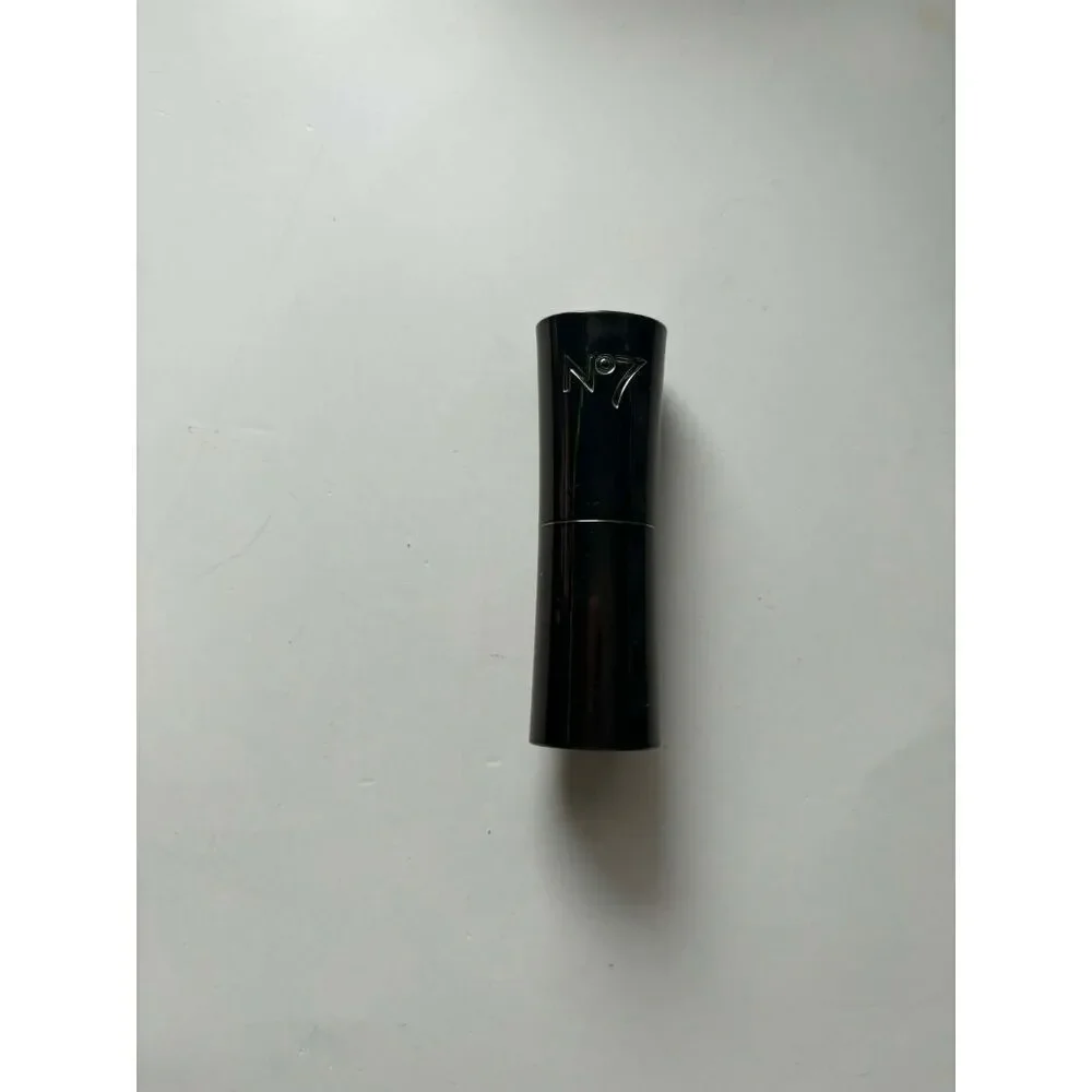 No7 Moisture Drench Lipstick 900 Pillarbox